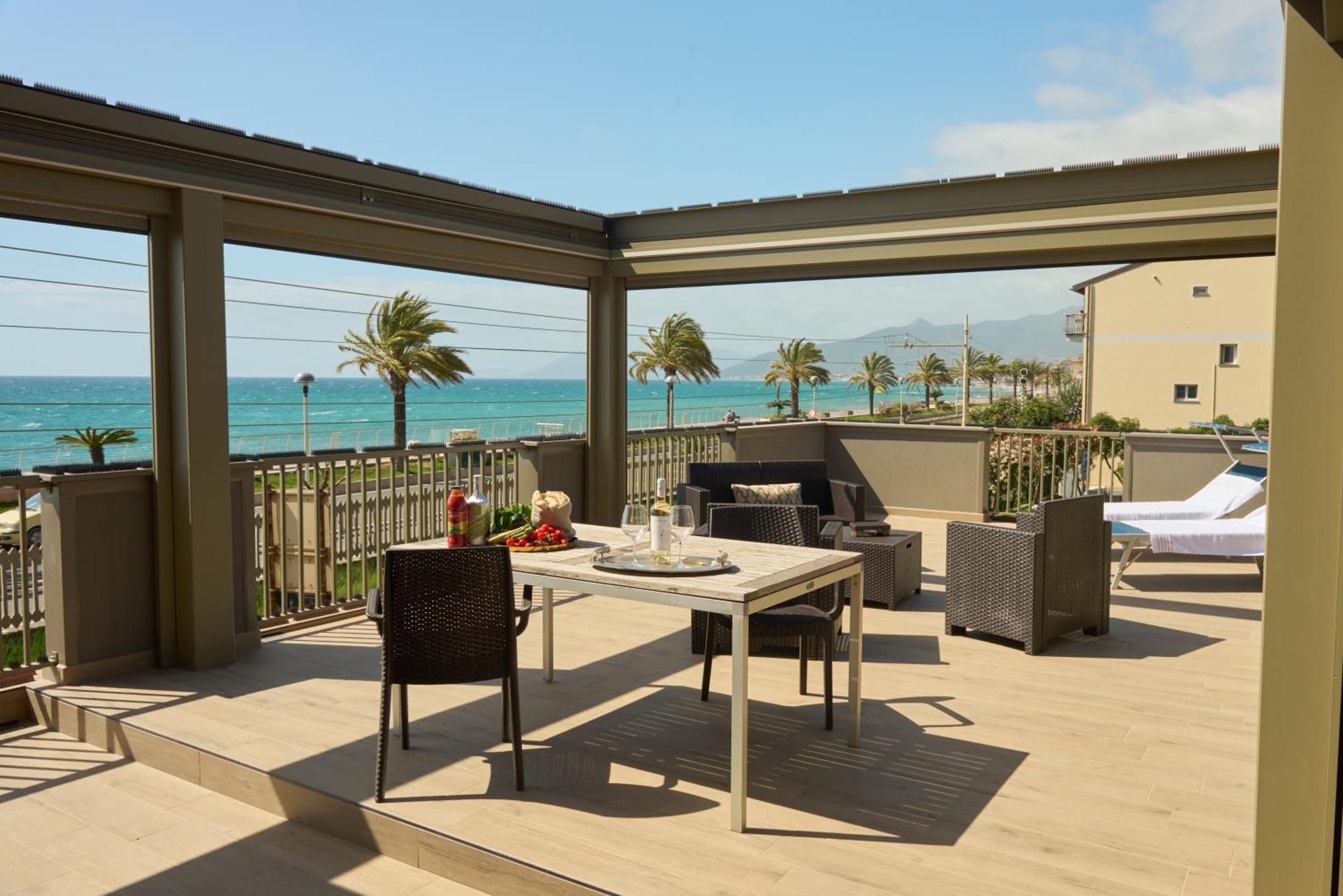 דירות Terrazza Sul Mare A פייטרה ליגורה מראה חיצוני תמונה